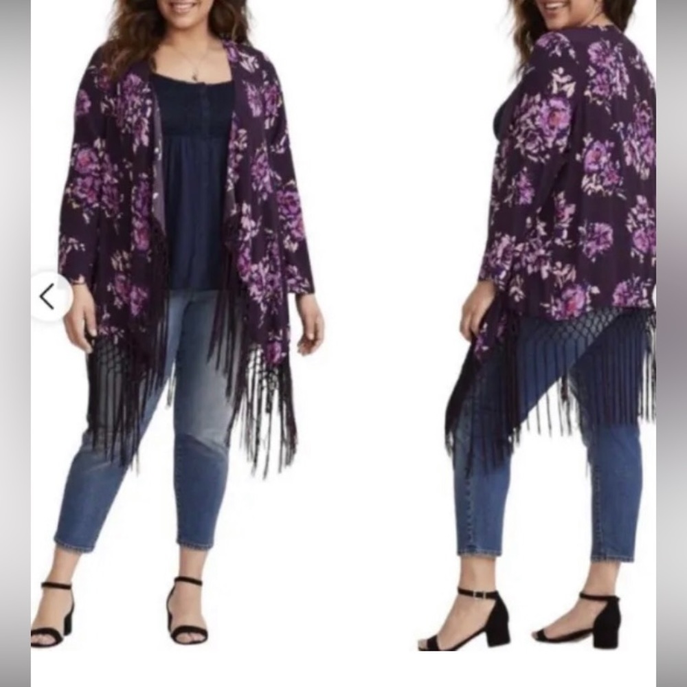 Torrid Kimono  Long Sleeve Fringed Open-Front Purple Floral Torrid 3 or 3X